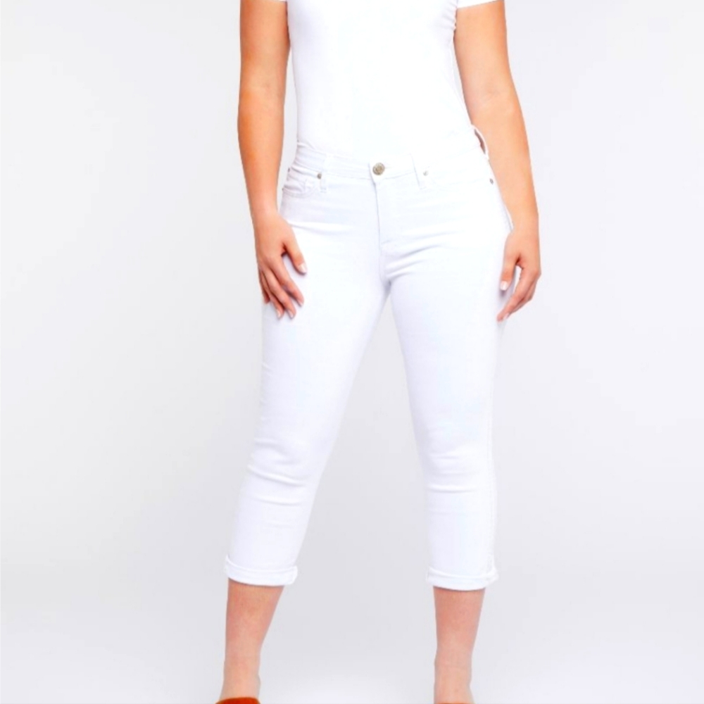 Womens Seven brand White Capri pants